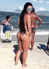 18 GAPING ASSHOLES